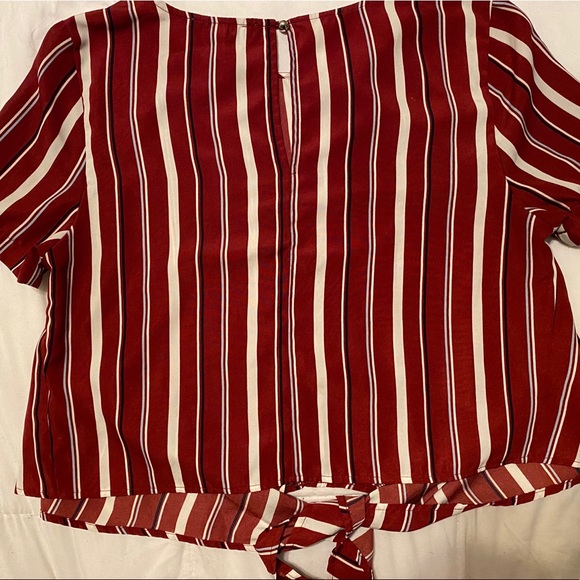 Tie front stripped blouse - Picture 2 of 2